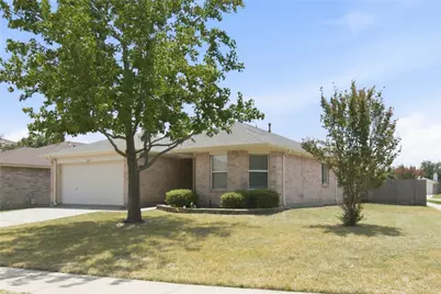 1065 Triple Crown Drive, Fort Worth, TX 76179 - Photo 3
