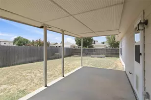 1065 Triple Crown Dr, Fort Worth, TX 76179 - Photo 27
