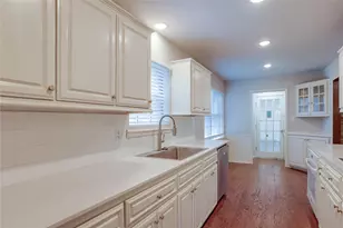615 Oxford Dr, Sherman, TX 75092 - Photo 3