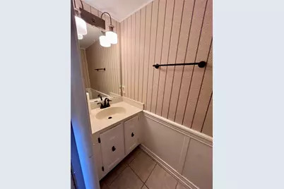 7410 Boisenberry Lane, Dallas, TX 75249 - Photo 15