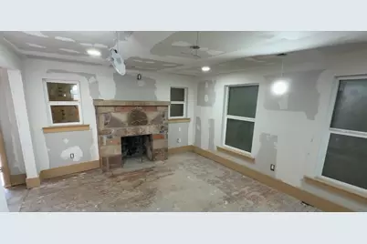 2802 31st Street, Fort Worth, TX 76106 - Photo 3