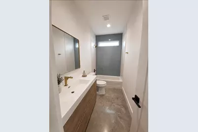 1911 Bickers Street, Dallas, TX 75212 - Photo 9