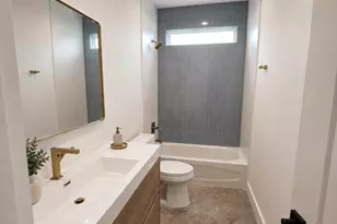 1911 Bickers St, Dallas, TX 75212 - Photo 9