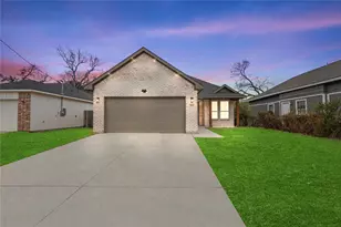 3335 Spring Ave, Dallas, TX 75215 - Photo 1