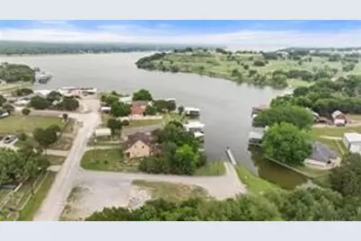 2524 Creek Drive, Granbury, TX 76048 - Photo 3