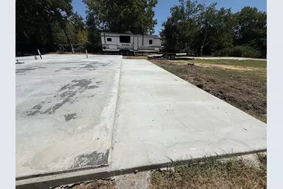 900 W 19th Avenue, Corsicana, TX 75110 - Photo 5