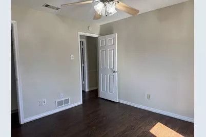 705 Kingsbridge Drive, Garland, TX 75040 - Photo 23