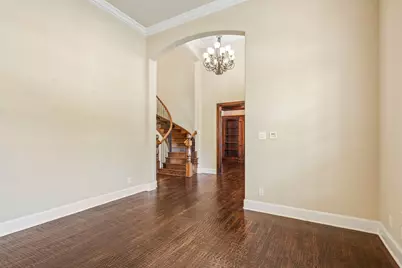 2800 Seven Shields Lane, Lewisville, TX 75056 - Photo 7