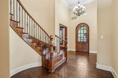 2800 Seven Shields Lane, Lewisville, TX 75056 - Photo 5