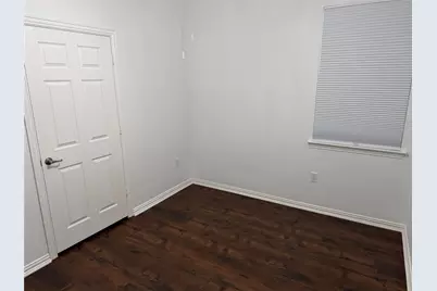 260 Bexar Drive, Lewisville, TX 75067 - Photo 17
