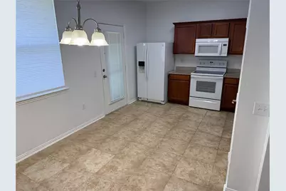 260 Bexar Drive, Lewisville, TX 75067 - Photo 5
