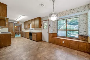 2624 Eldridge Ln, Waco, TX 76710 - Photo 7