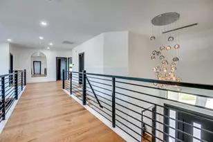 10923 Marsh Ln, Dallas, TX 75229 - Photo 23