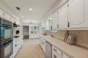 2212 Kirby Dr, Plano, TX 75075 - Photo 13
