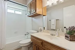 2212 Kirby Dr, Plano, TX 75075 - Photo 31