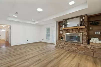 2212 Kirby Drive, Plano, TX 75075 - Photo 7