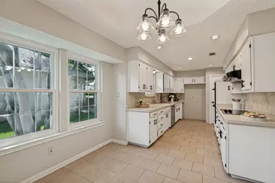 2212 Kirby Drive, Plano, TX 75075 - Photo 11