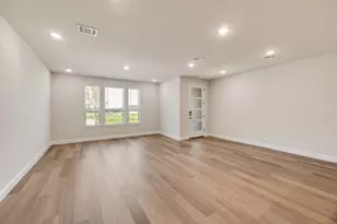 8301 Bayside Dr, Rowlett, TX 75088 - Photo 11