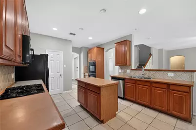 720 Big Horn Trail, Crowley, TX 76036 - Photo 13