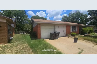 1053 Cole Court, Fort Worth, TX 76115 - Photo 3