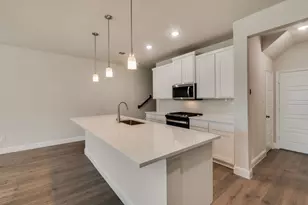 8309 Bayside Dr, Rowlett, TX 75088 - Photo 7