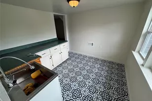 610 W 6th St, Bonham, TX 75418 - Photo 35