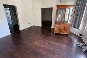 610 W 6th St, Bonham, TX 75418 - Photo 11