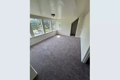 610 W 6th Street, Bonham, TX 75418 - Photo 17