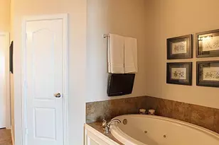 2500 Rockbrook Dr, Lewisville, TX 75067 - Photo 9