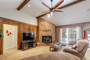 22 Greenbriar St, Mineral Wells, TX 76067 - Photo 7