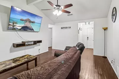 1521 Morningside Drive, Cleburne, TX 76033 - Photo 5