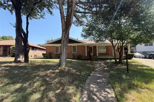 615 Oak Forest Dr, Dallas, TX 75232 - Photo 1