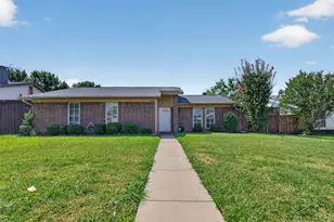 2224 Crockett Dr, Carrollton, TX 75006 - Photo 1