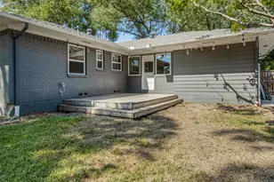 10230 Eastwood Dr, Dallas, TX 75228 - Photo 31