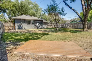10230 Eastwood Dr, Dallas, TX 75228 - Photo 31