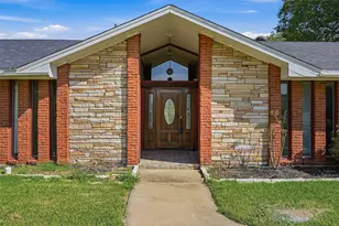 2011 W Houston St, Sherman, TX 75092 - Photo 3