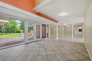 2011 W Houston St, Sherman, TX 75092 - Photo 5