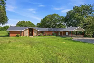 2011 W Houston St, Sherman, TX 75092 - Photo 1