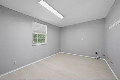 2011 W Houston Street, Sherman, TX 75092 - Photo 17