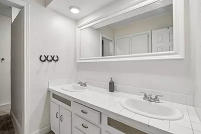 2301 Hill N Dale Drive, Irving, TX 75038 - Photo 19