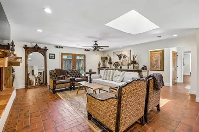 2301 Hill N Dale Drive, Irving, TX 75038 - Photo 3