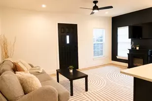 209 Kerby St, Arlington, TX 76013 - Photo 3