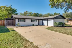 7012 Trimble Dr, Fort Worth, TX 76134 - Photo 1