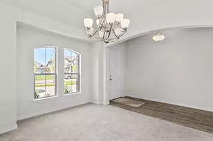 112 Mockingbird Hl Dr, Joshua, TX 76058 - Photo 5