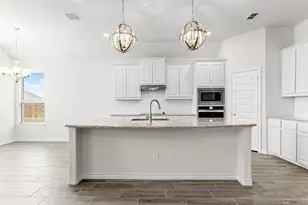 112 Mockingbird Hl Dr, Joshua, TX 76058 - Photo 9