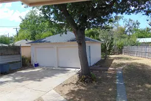 10135 San Juan Ave, Dallas, TX 75228 - Photo 11