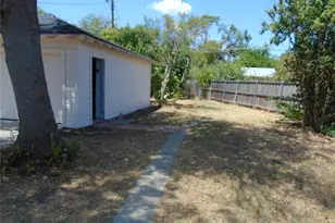 10135 San Juan Ave, Dallas, TX 75228 - Photo 7