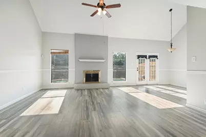 2103 Foley Drive, Arlington, TX 76013 - Photo 3