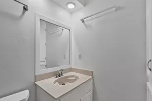 13241 Saratoga Ln, Balch Springs, TX 75180 - Photo 23