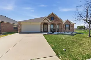 9469 Fox Hill Dr, Fort Worth, TX 76131 - Photo 1